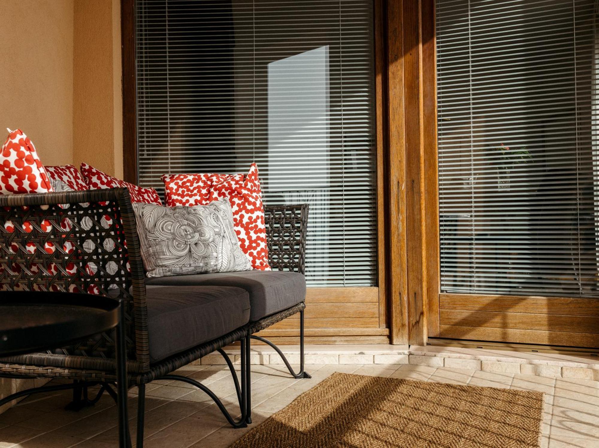 Panphilia: Apartment *